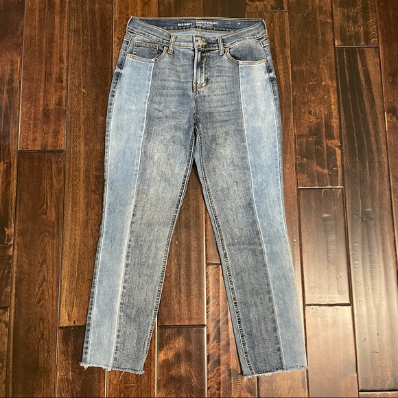 Old Navy Perfect Straight Jeans - Picture 2 of 5